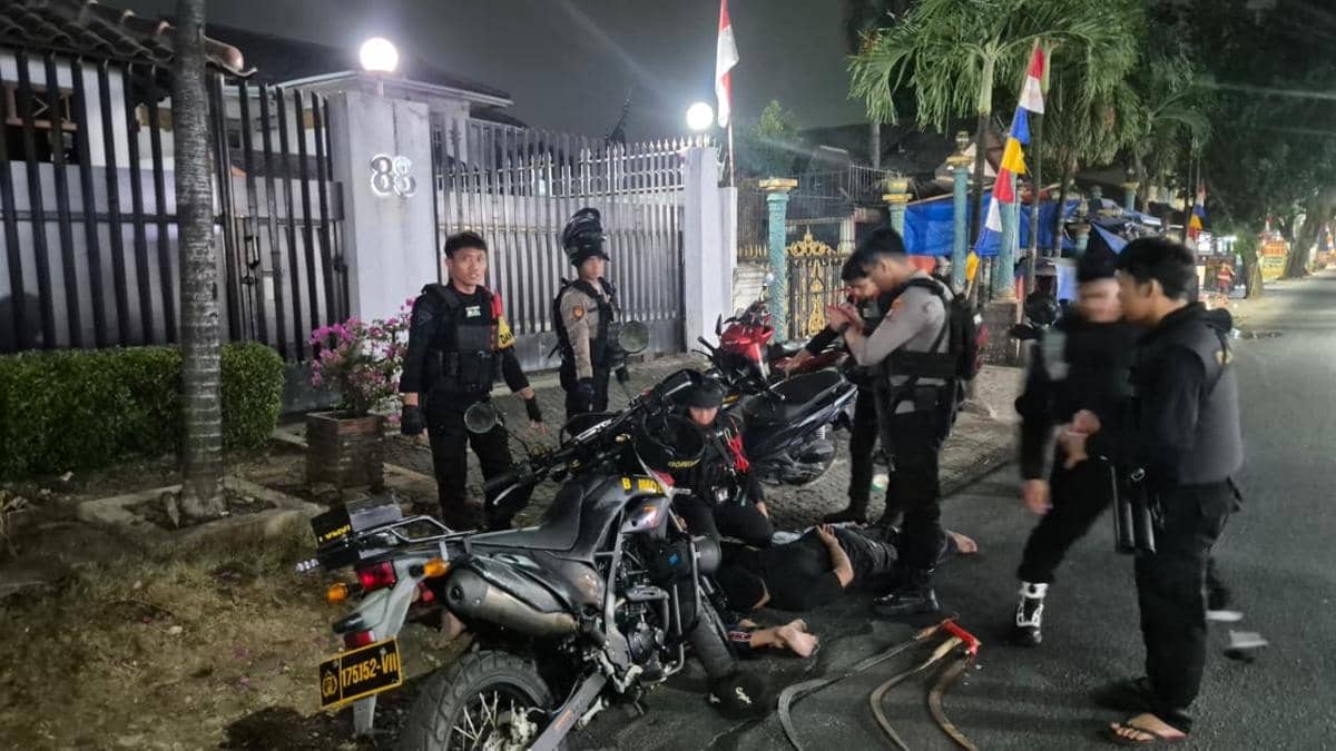 Brimob Polda Metro Gagalkan Tawuran di Cipayung, 4 Pemuda Ditangkap
