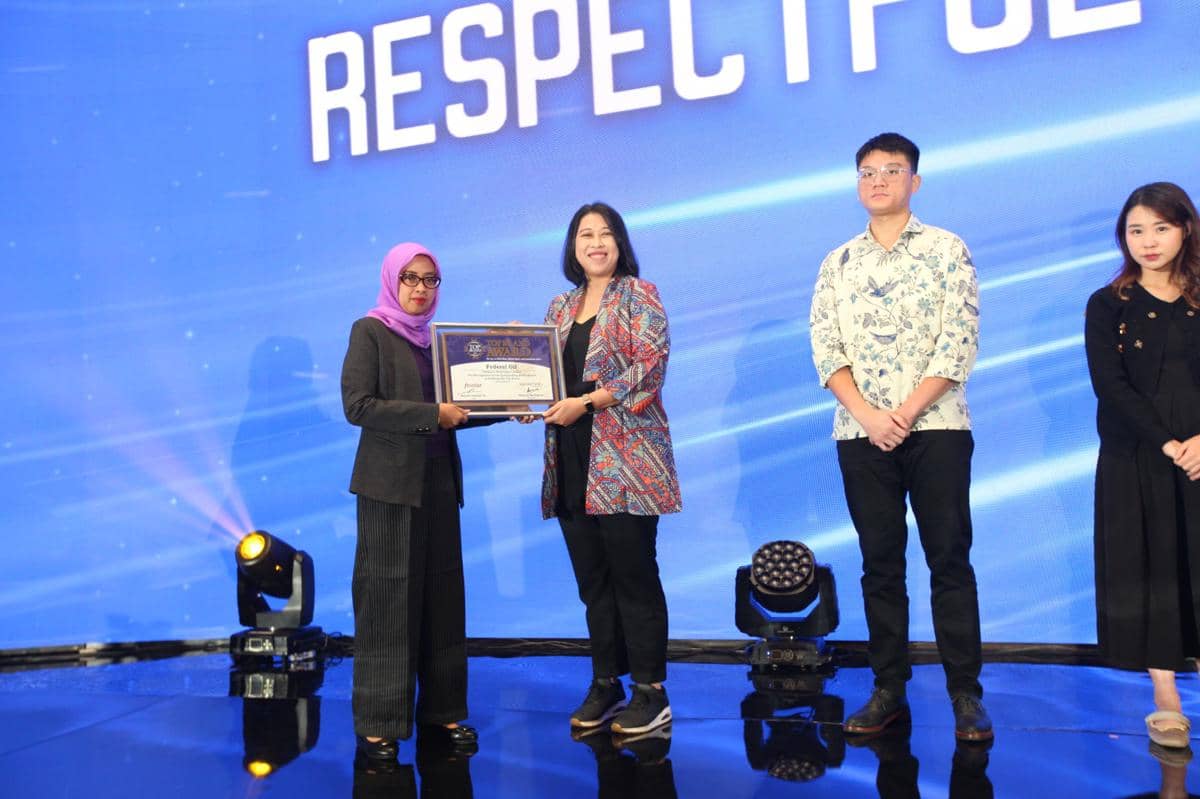 Federal Oil meraih penghargaan Top Brand Award, menandai kembali pengakuan terhadap merek pelumas tersebut.