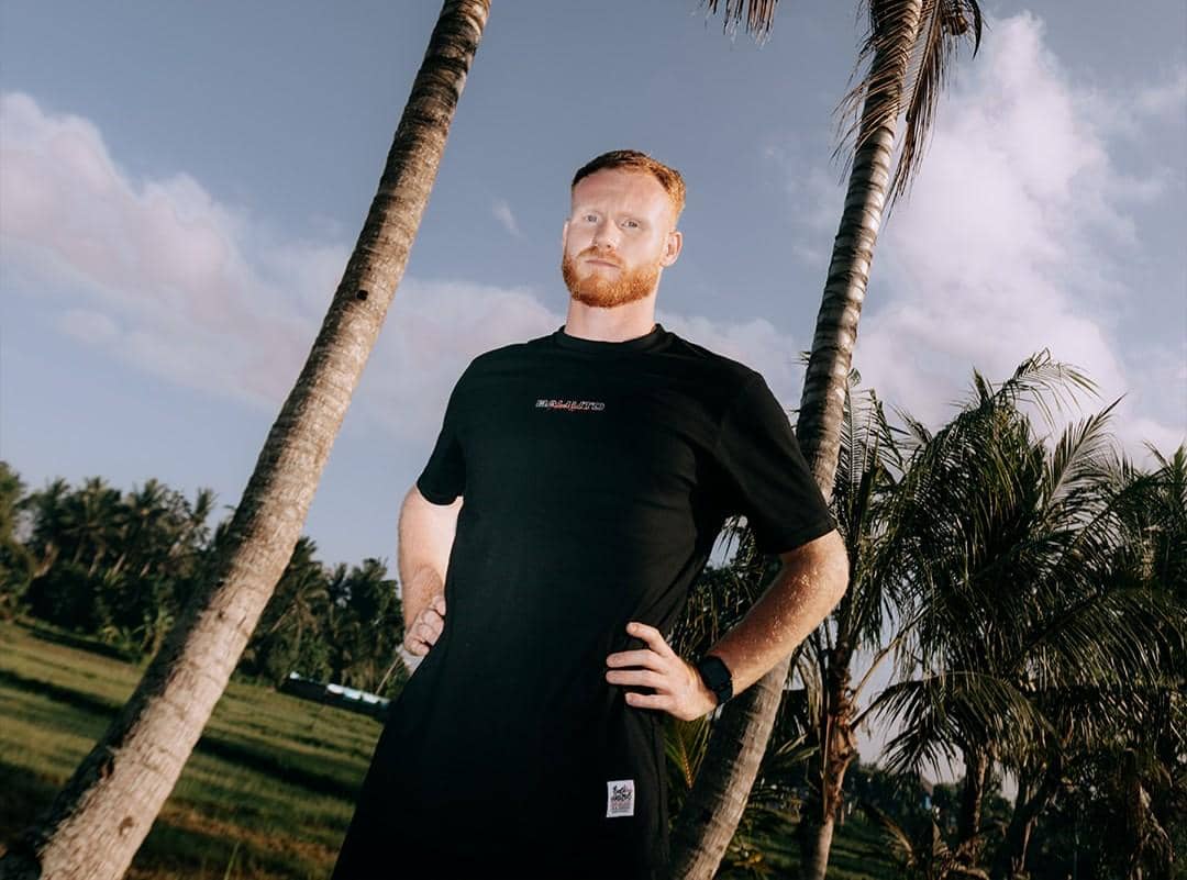Jort van der Sande saat diperkenalkan oleh manajamen Bali United. 