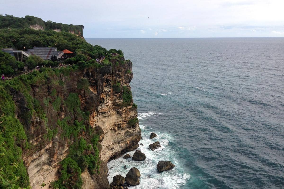 potret panorama di Pura Uluwatu