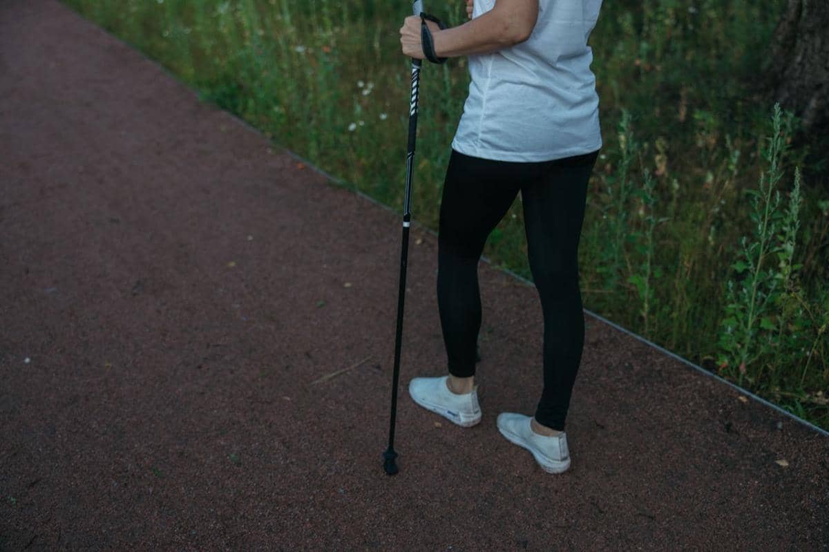 5 Manfaat Nordic Walking, Bakar Lebih Banyak Kalori?