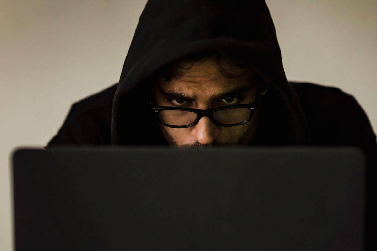 4 Cara Kerja Perdagangan Manusia Digital yang Incar Anak Muda