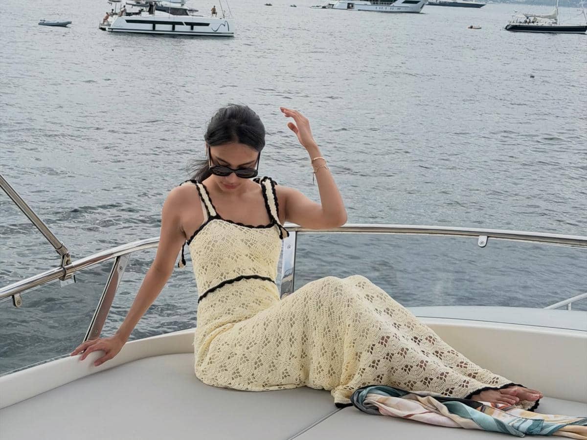 Azizah Salsha liburan di Saint Tropez