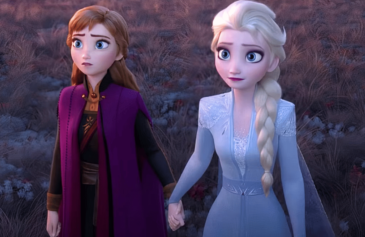 Anna dan Elsa dalam Frozen 2