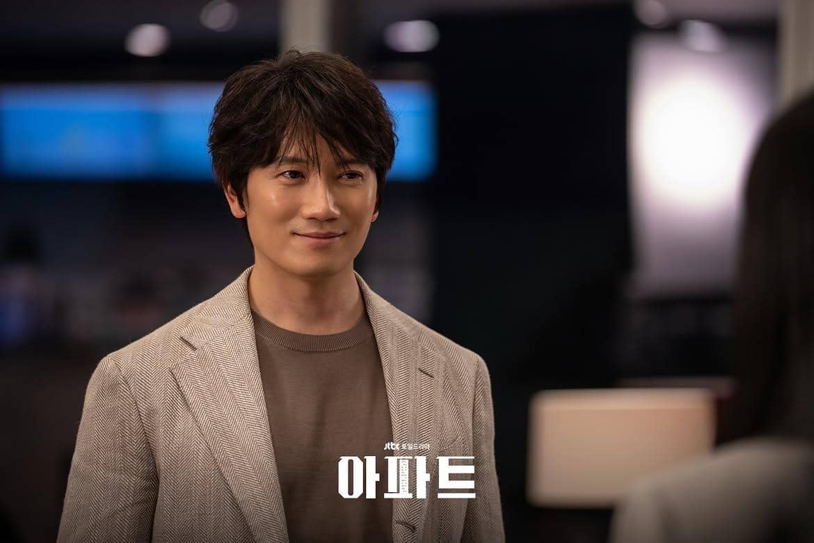 Still cut drakor The Apartment Job