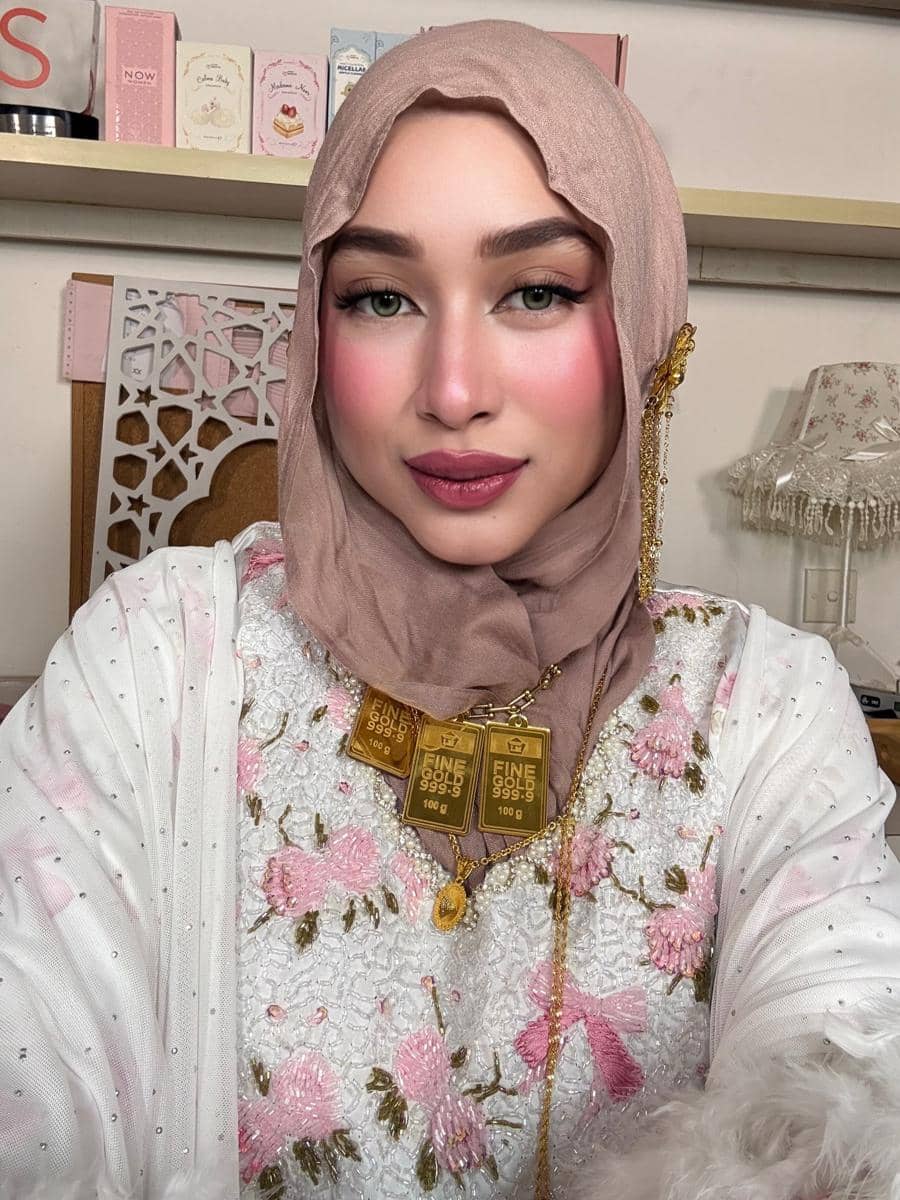 Inspirasi makeup ala Tasya Sayeed