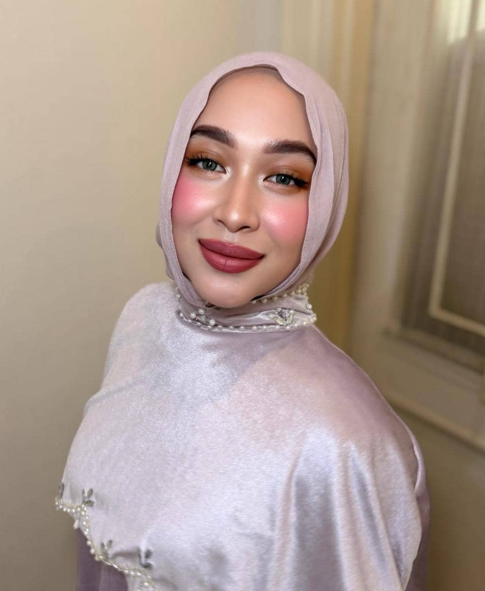 Inspirasi makeup ala Tasya Sayeed