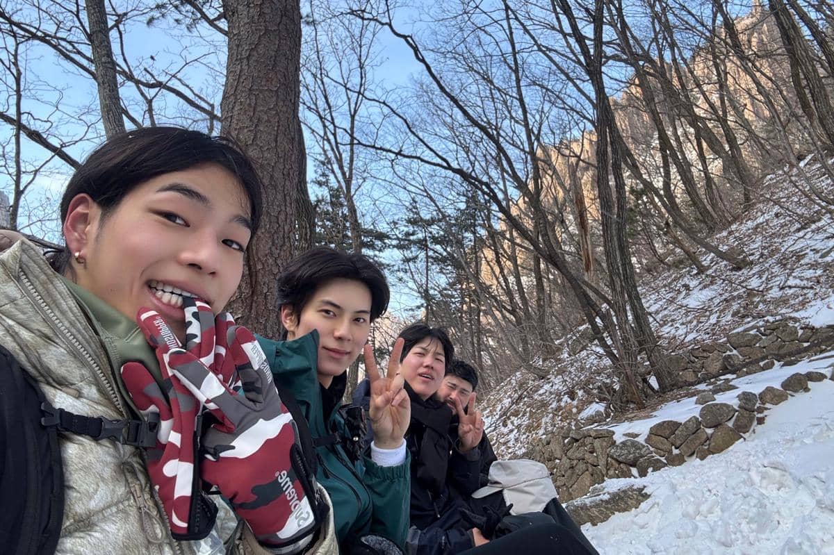 Still cut reality show Take a Hike!