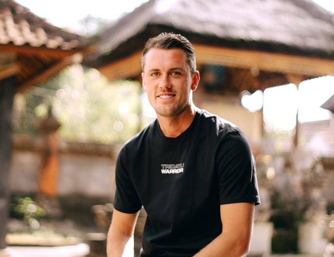 Thomas Lam saat diperkenalkan oleh manajamen Bali United.
