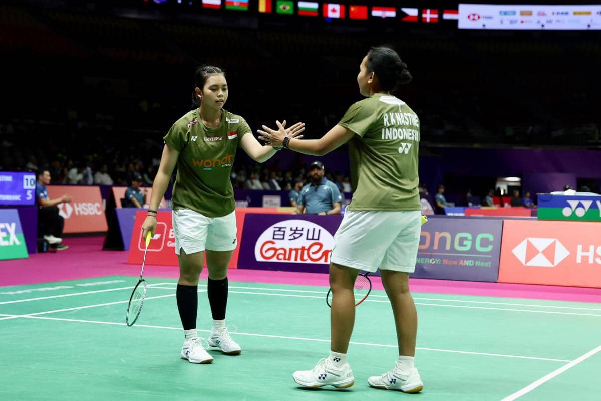 Isyana Syahira Meida/Rinjani Kwinnara Nastine memetik kemenangan pertama di Kejuaraan Dunia Bulu Tangkis 2026 (dok.PP PBSI)