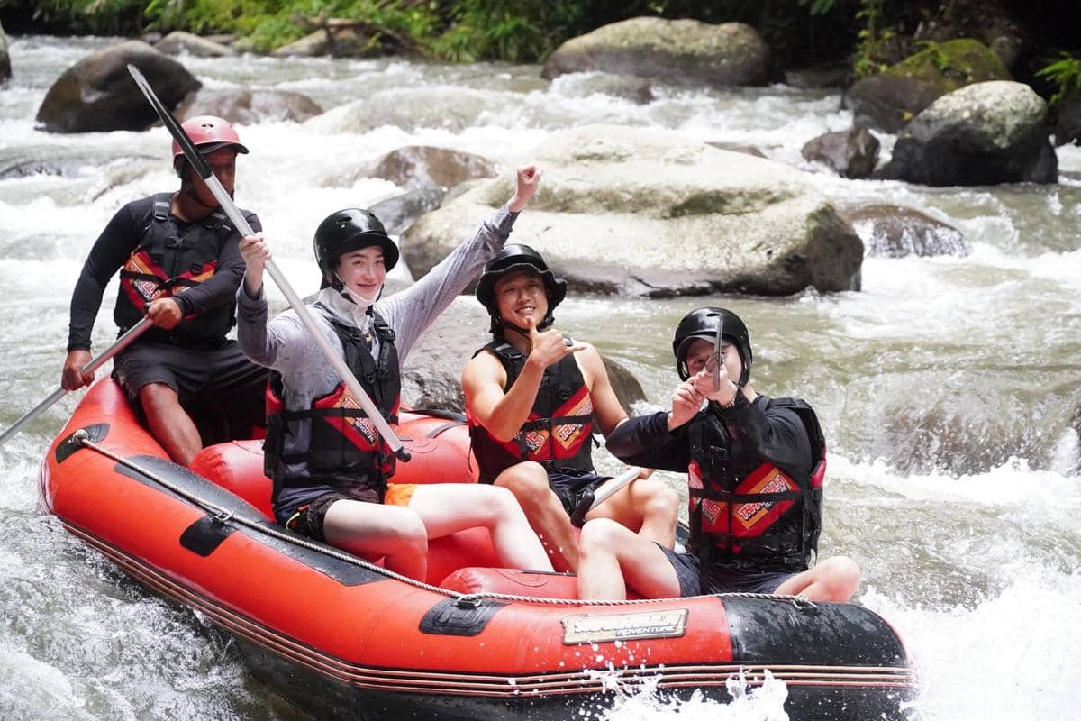Lee jong suk di Bali
