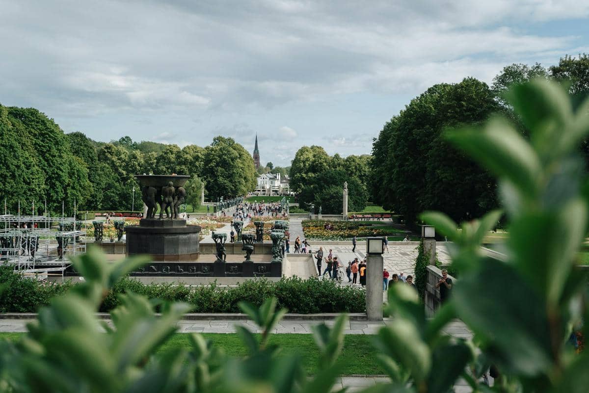 suasana siang hari di Vigelandsparken