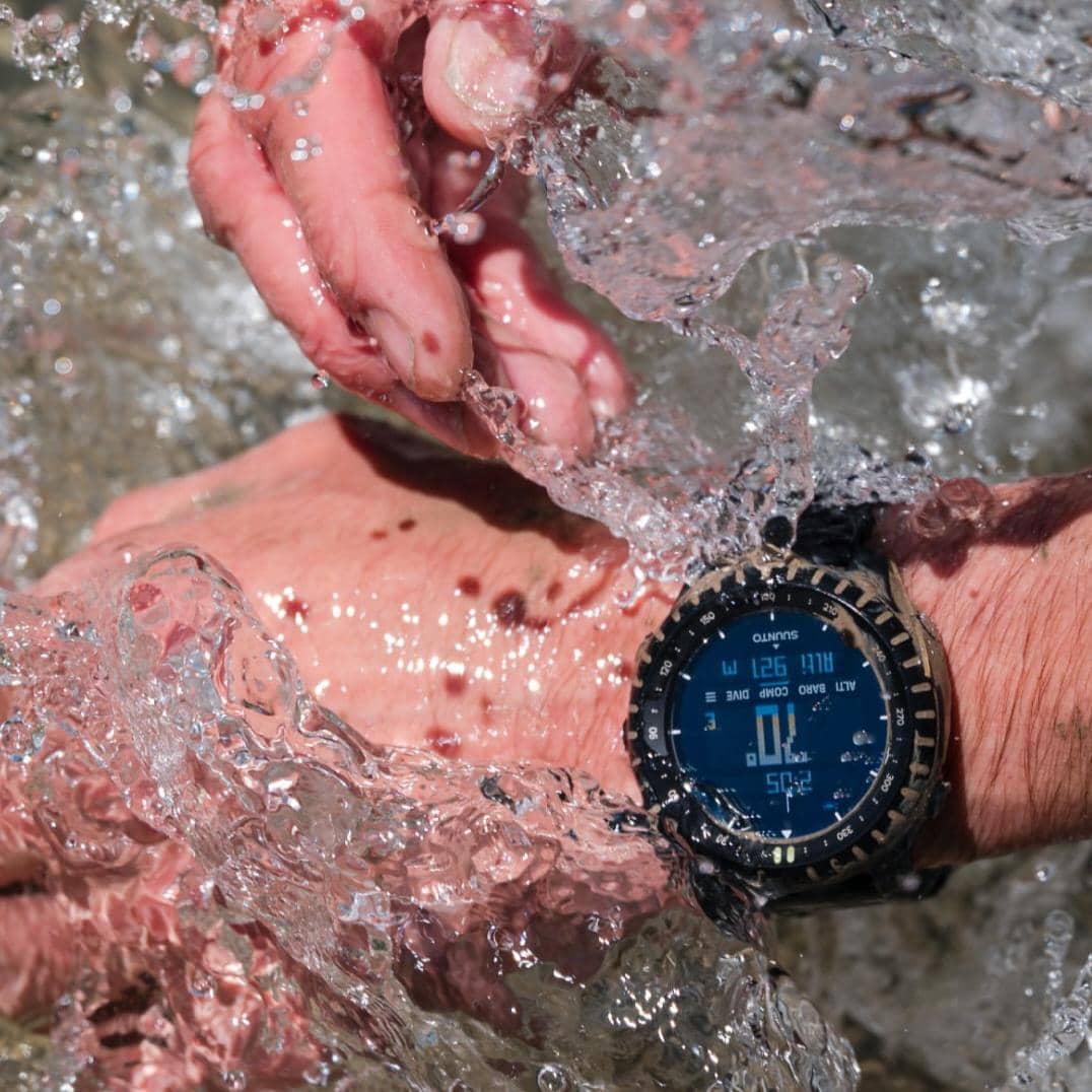jam tangan Suunto
