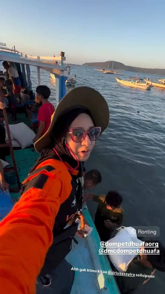 Chiki Fawzi jadi relawan bencana gempa bumi di NTT