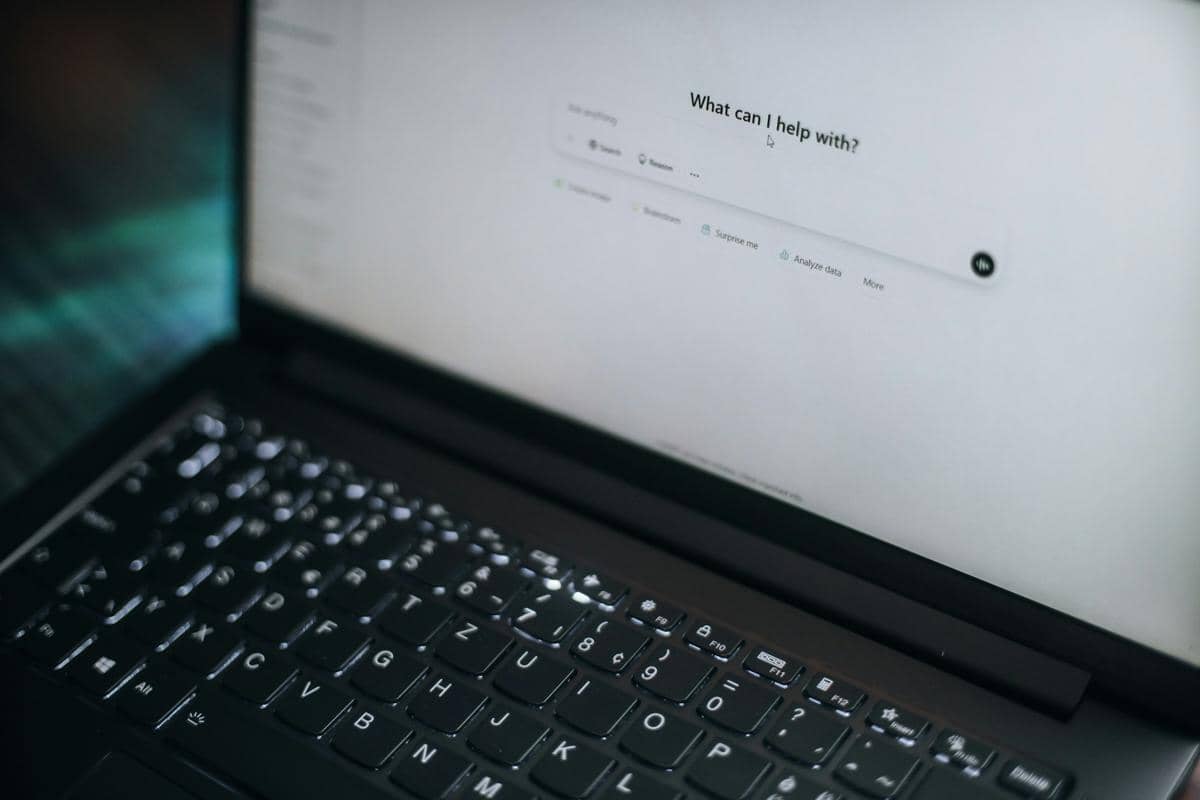 5 Dampak Penggunaan AI Secara Berlebihan untuk Tugas Kuliah
