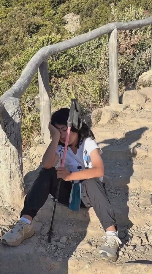 Ria Ricis Mendaki Gunung, Keponakan Sempat Muntah-muntah (instagram.com/riaricis1795)