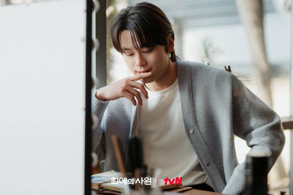 cuplikan drakor My Bias, My Boss