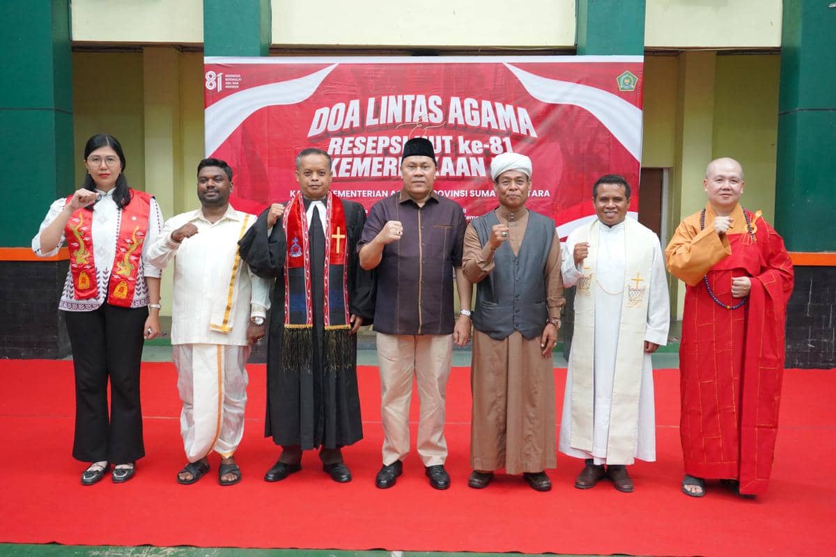 Warga Sumut Gelar Doa Lintas Agama untuk Korban Bencana NTT dan Flores