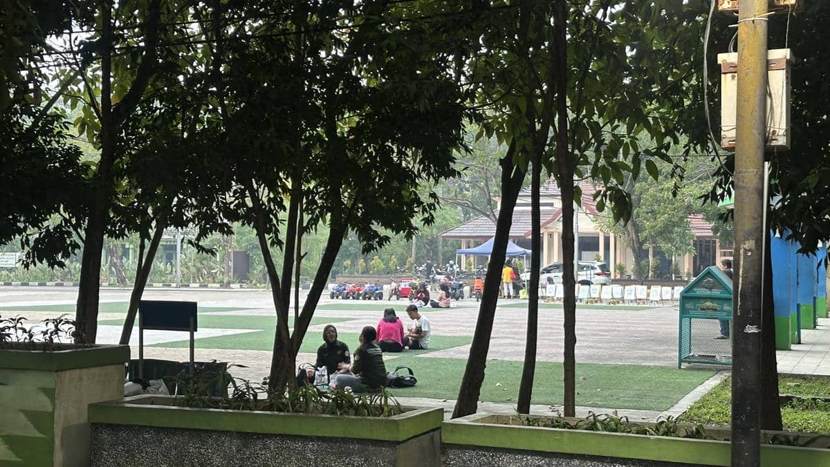 Pelaku Usaha di Pontianak Terdampak Kabut Asap Kebakaran Hutan