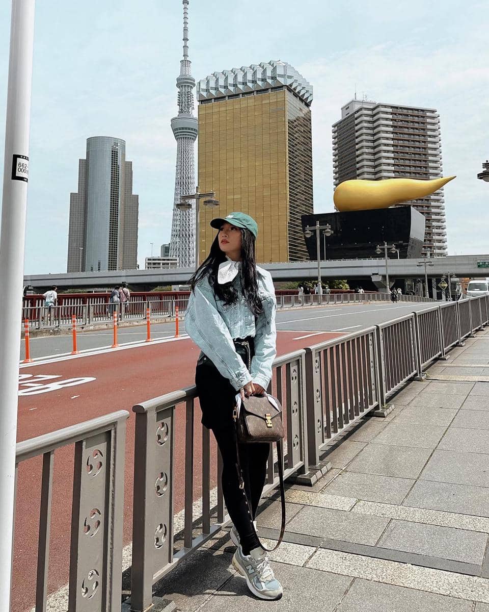 Potret Stella Ou Yang yang dibagikan melalui akun Instagram @stellaouyang dalam sebuah unggahan media sosial.