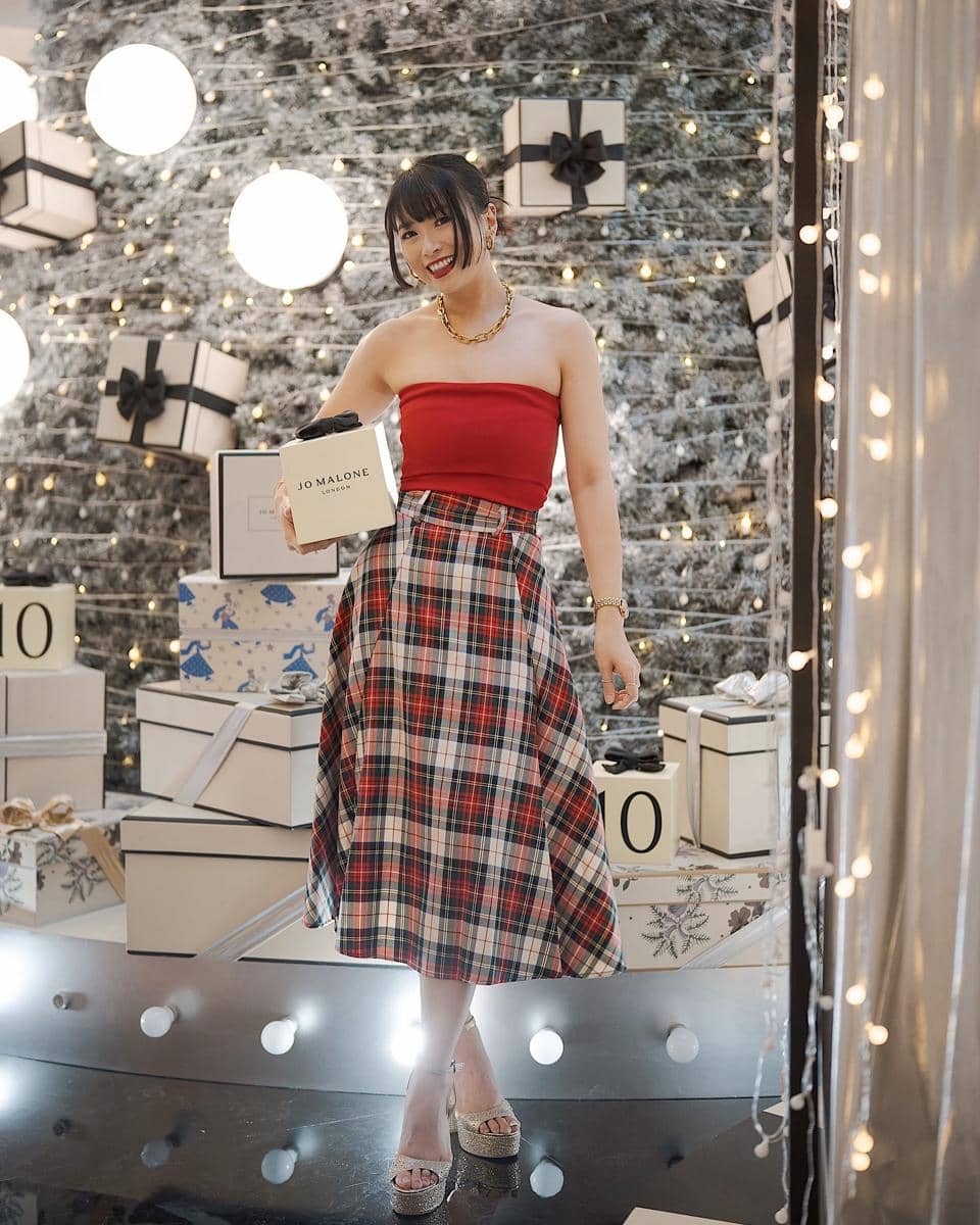 8 Padanan Skirt Pattern ala Stella Ou Yang, Simple dan Modis!