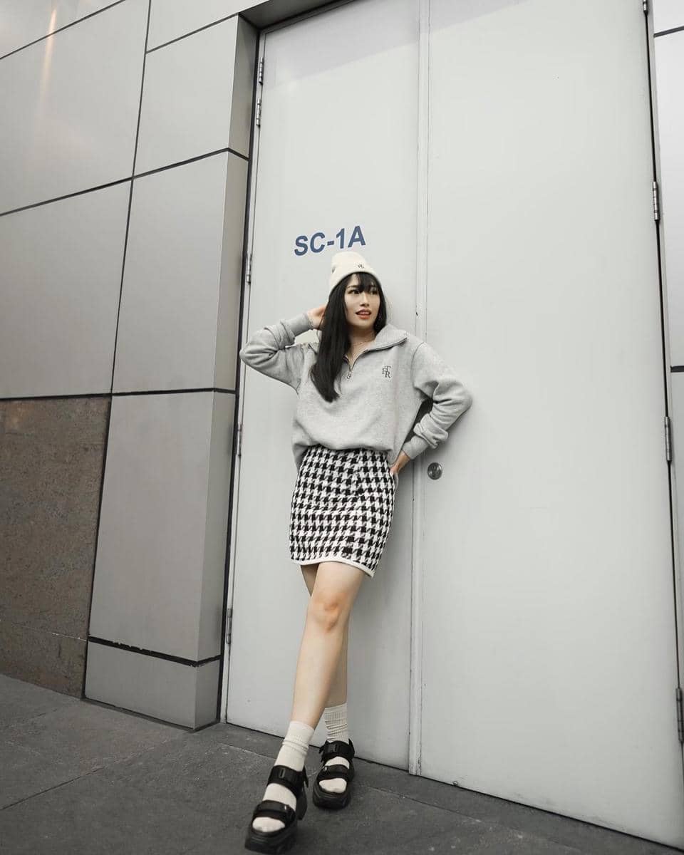 Stella Ou Yang dalam potret yang dikreditkan kepada akun Instagram @stellaouyang, sesuai keterangan gambar.