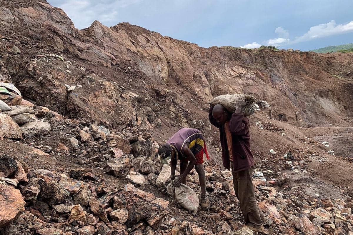 Tambang Emas Ilegal di Afrika Tengah Longsor, 100 Orang Tewas