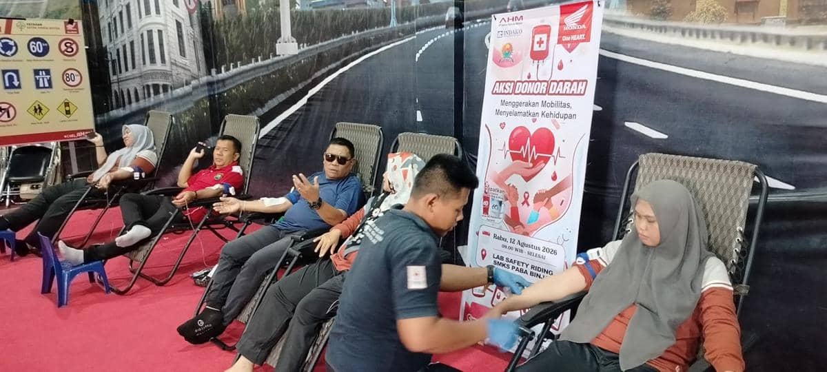 Honda Gandeng Safety Riding Lab SMK PABA Binjai Gelar Aksi Donor Darah