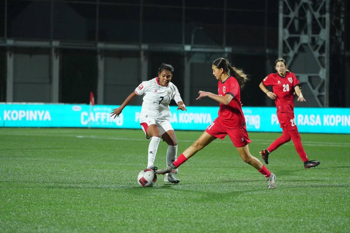 Para pemain Putri Nusantara bersiap menghadapi Yordania dalam turnamen Srikandi Merdeka Cup 2026.