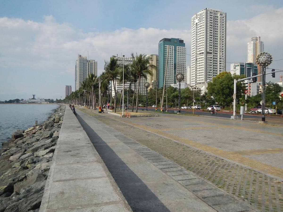 Manila Baywalk