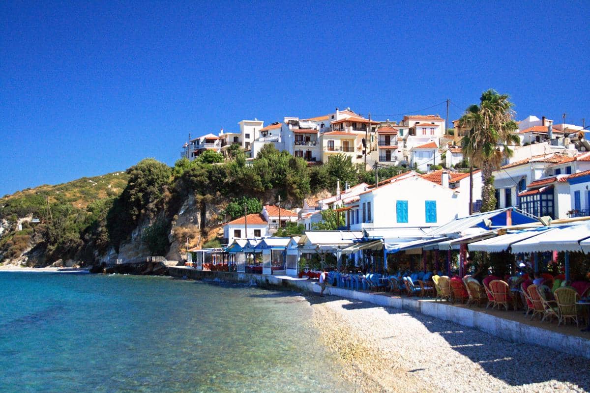 Pantai Kokkari di Pulau Samos