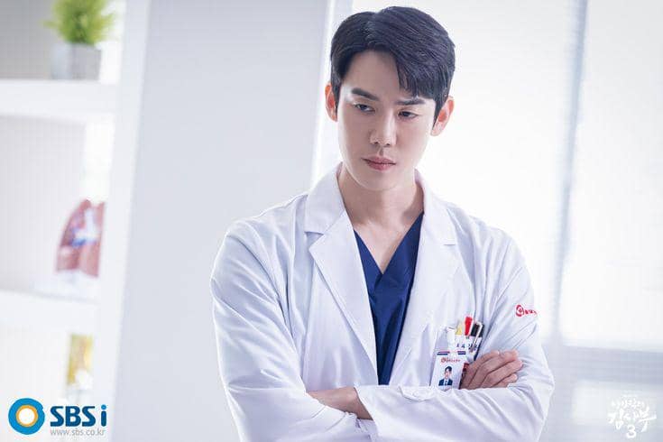 6 Peran Yoo Yeon Seok di Film dan Drama Korea yang Raih Penghargaan