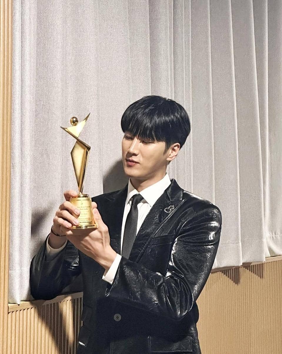 gaya rambut Ahn Bo Hyun yang bisa jadi referensi cowok