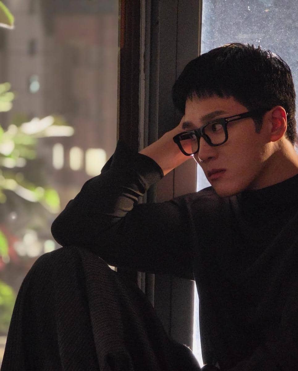 gaya rambut Ahn Bo Hyun yang bisa jadi referensi cowok