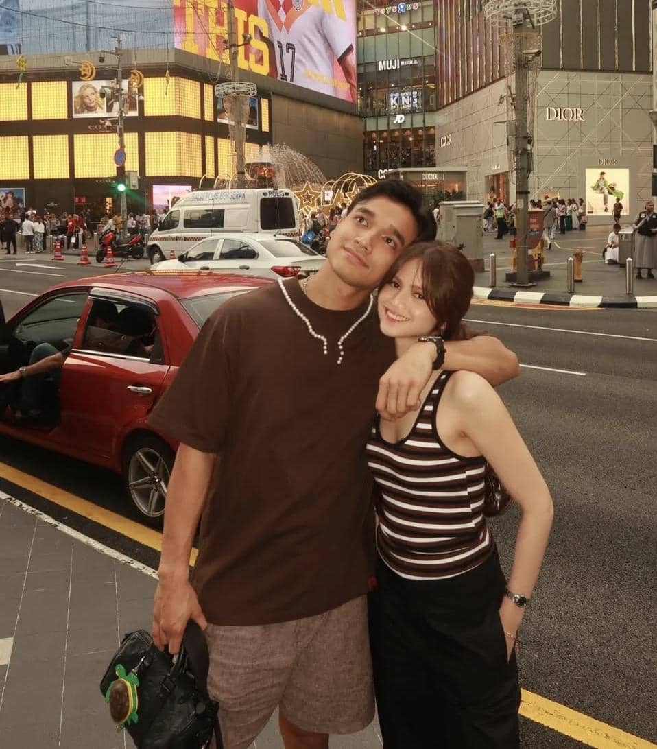 Gaya couple Maudy Effrosina