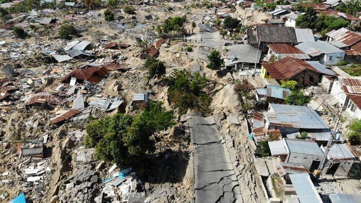 Gempa bumi yang merusak bangunan