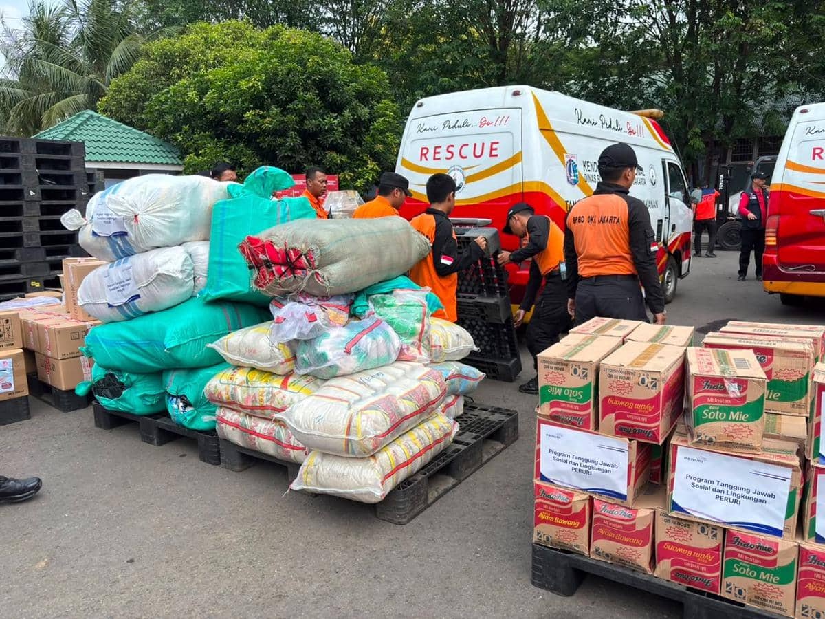Peruri Salurkan Bantuan untuk Warga Terdampak Gempa NTT