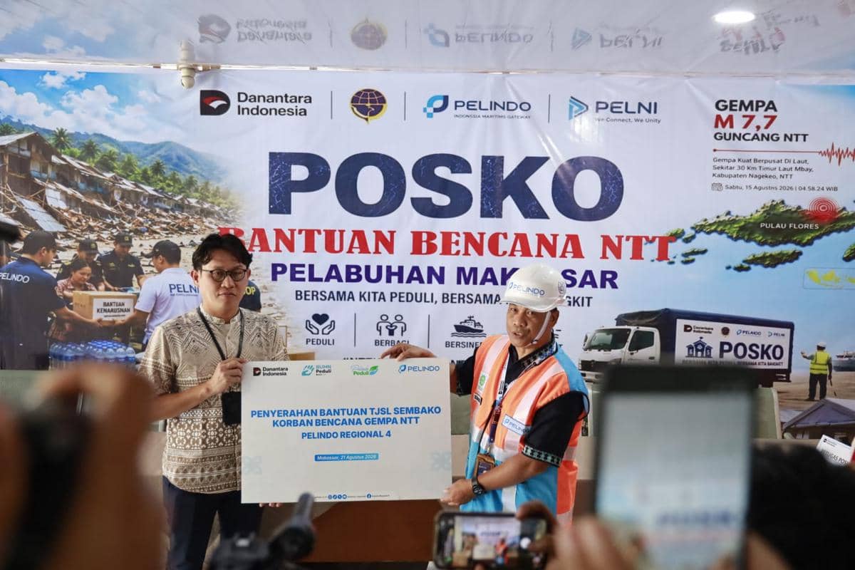 Pelindo-Pelni Kirim Bantuan Korban Gempa NTT dari Pelabuhan Makassar
