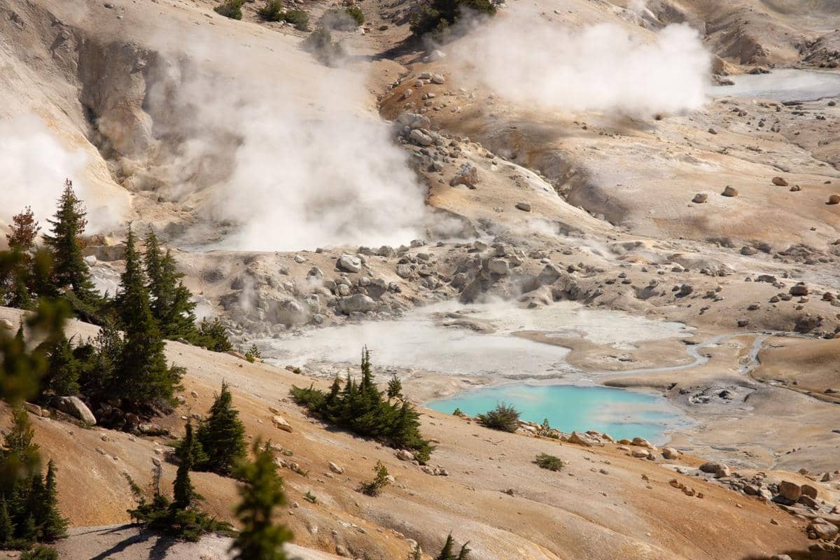 ilustrasi Lassen Volcanic National Park
