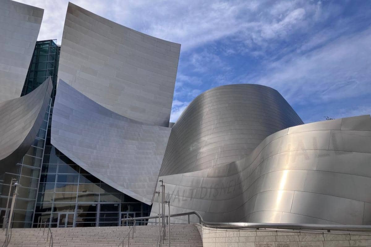 fasad stainless steel Walt Disney Concert Hall