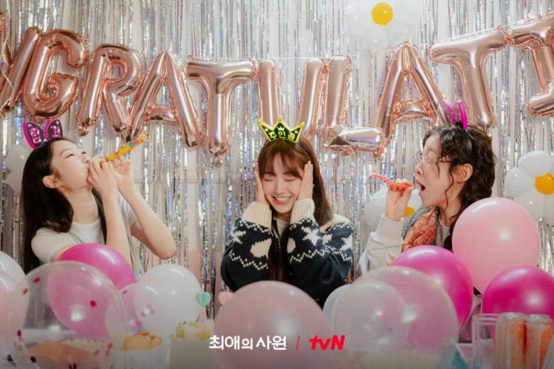 Cuplikan drama Korea My Bias, My Boss produksi tvN, seperti tercantum pada keterangan yang menyertai gambar.