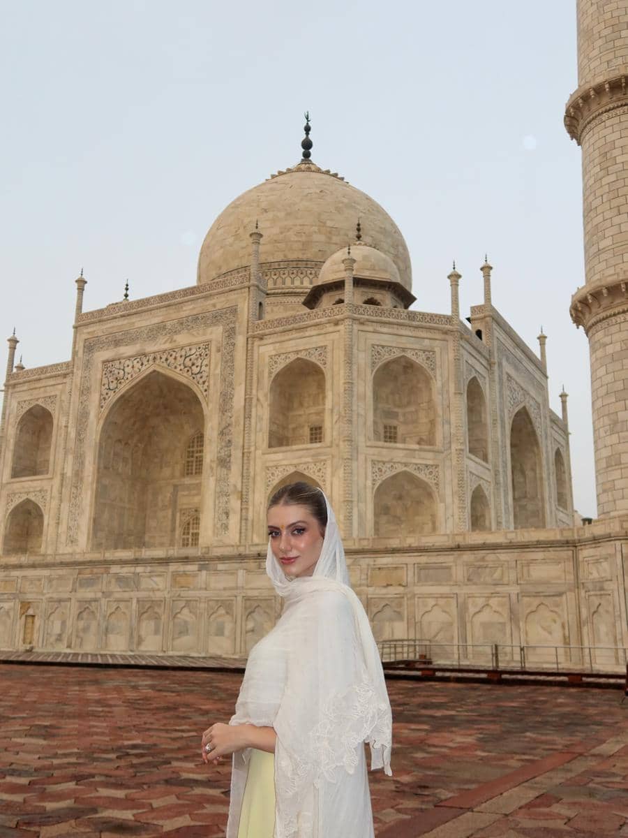 Catalina Duque, Miss International 2025 di Taj Mahal, India