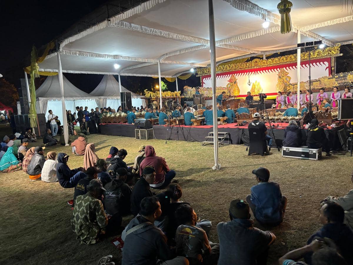 Menikmati Pagelaran Wayang Kulit dan Pesan Kehidupan di Candi Prambanan