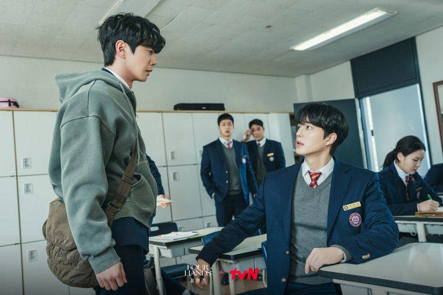 Adegan dalam still cut drama Korea Four Hands, Two Sonatas yang didokumentasikan oleh saluran tvN resmi.