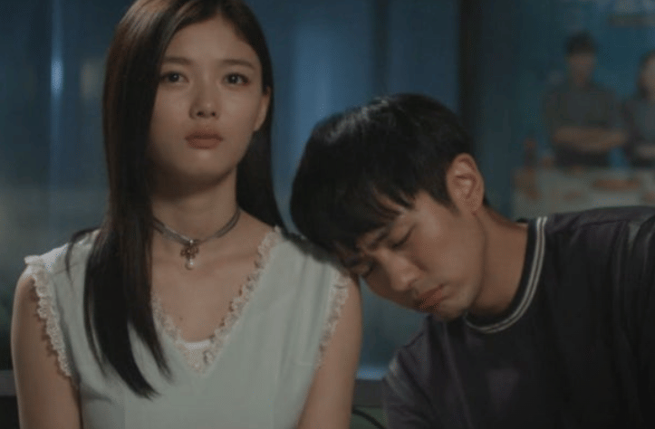Kim Yoo Jung dan Im Seul Ong di drama Love Cells 2
