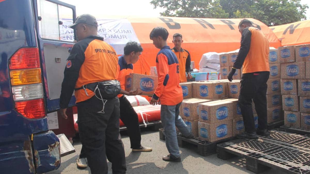 Total Bantuan Gempa NTT Masuk Gudang Pos Logistik Halim Capai 889 Ton
