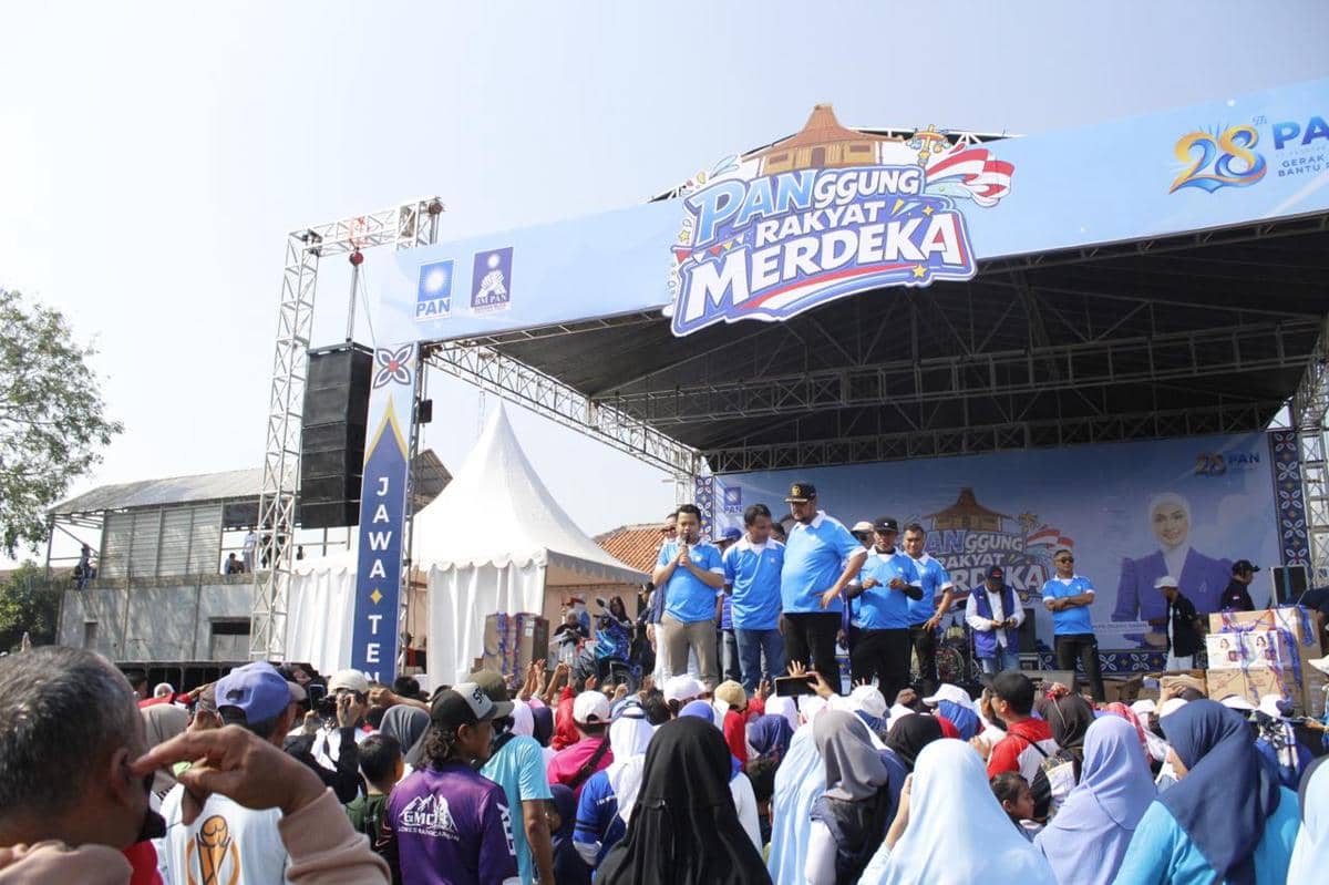Peringati HUT ke-28, PAN Gelar Panggung Rakyat di Kendal Jateng