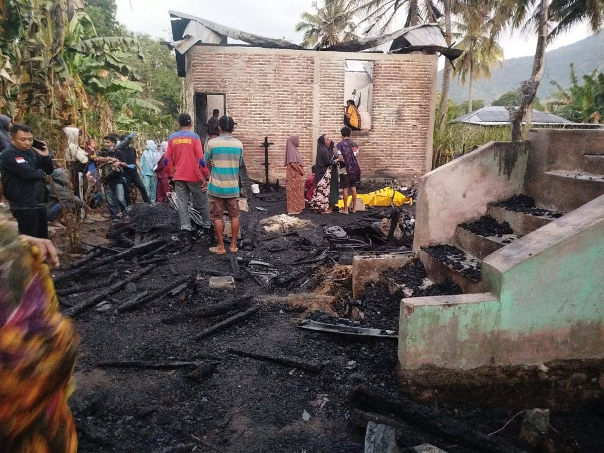 Kebakaran Hebat di Bima, Dua Lansia Meninggal Terjebak di Dalam Rumah