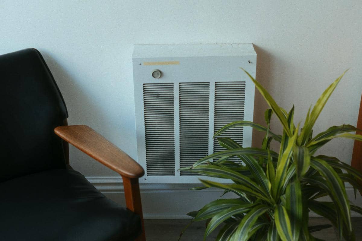 Ilustrasi dehumidifier di dalam rumah