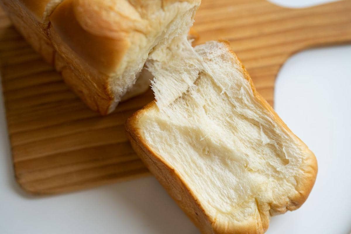 ilustrasi tekstur roti japanese milk bread